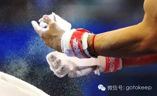 健身护腕手套_手套健身护腕的作用_健身手套护腕什么牌子好
