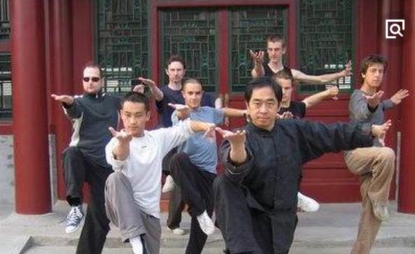 武术基本功教程_武术基本功练习拳法_武术拳基本动作