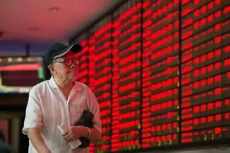 滚动新闻新浪网_中新网娱乐滚动新闻_滚动新闻app