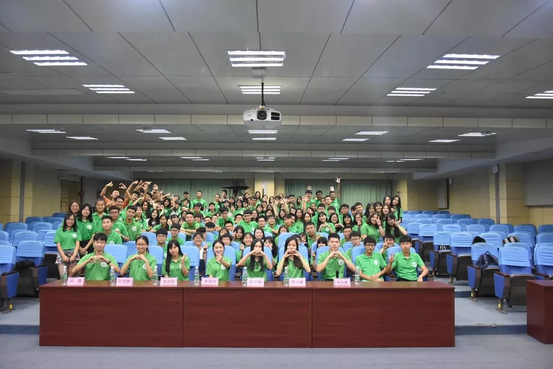 大学学生会通讯稿_大学生校运会通讯稿_大学校运会通讯稿100字