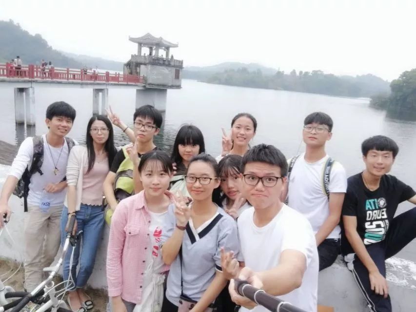 大学学生会通讯稿_大学校运会通讯稿100字_大学生校运会通讯稿