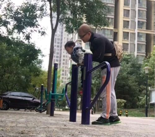 开元棋app官方下载 公园里这几种常见器械 真的能锻炼身体吗？