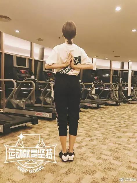 手套健身带需要换吗_手套健身带需要注意什么_健身需要带手套吗