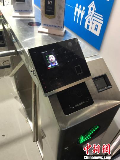 绿能健身设备_反重力跑步机原理_运动动能转电技术