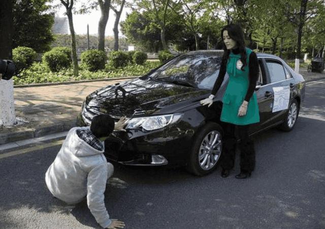 碰瓷党原来有三大“行规”,三种车他们绝不会碰,难怪成功率高!-有驾