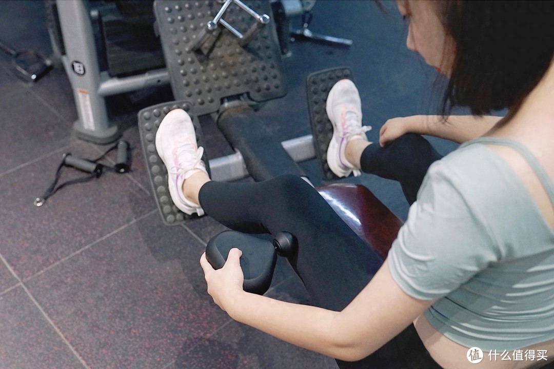 开元棋盘财神捕鱼官网版下载2023 翘臀不粗腿神器，三款便携筋膜枪横评（倍益康/麦瑞克/Theragun）