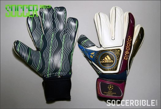 开元ky888棋牌官网版 冠军联赛版 Predator Pro 手套- 守门员